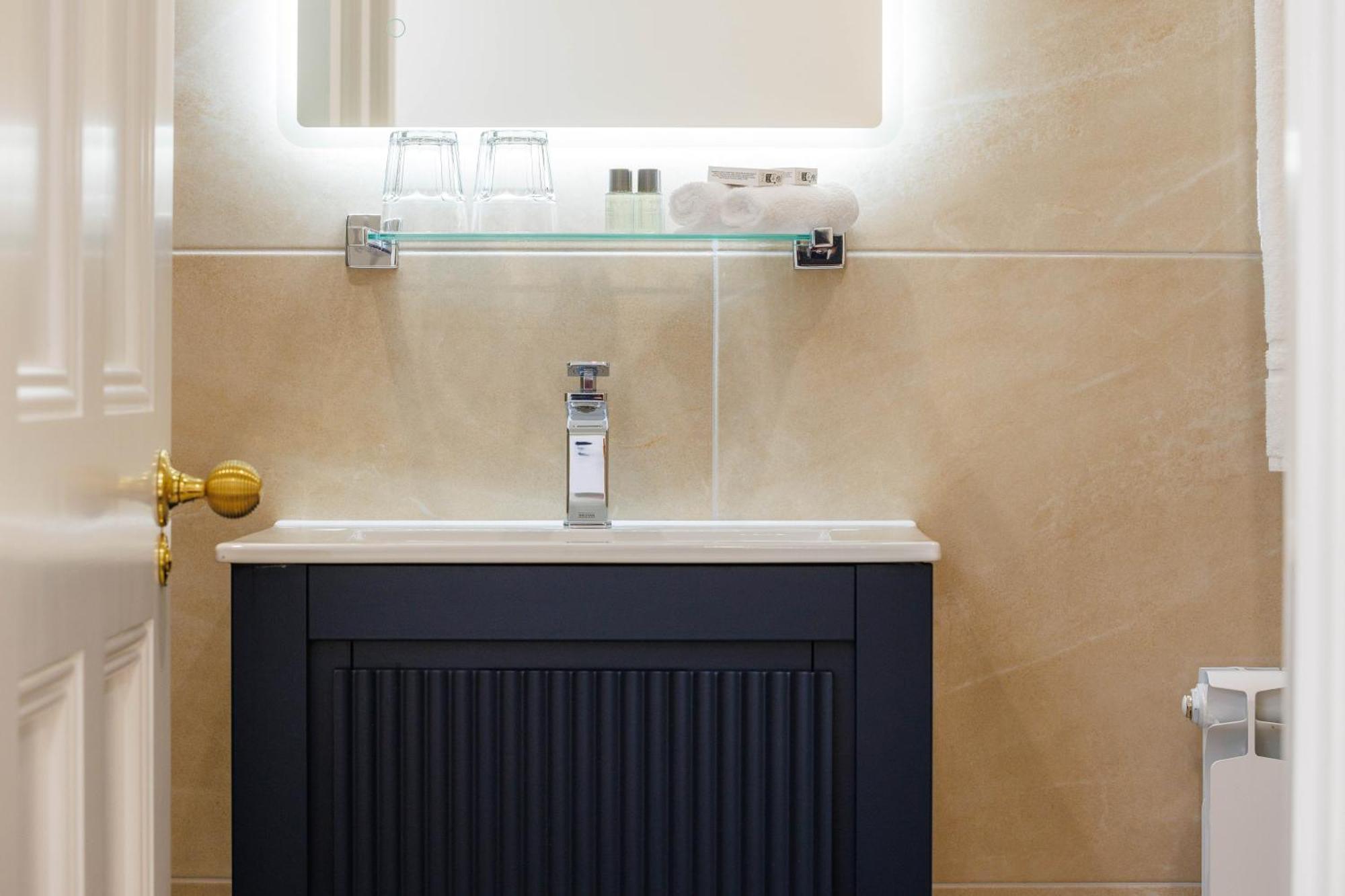 كيلكيني Sandbury Town House المظهر الخارجي الصورة